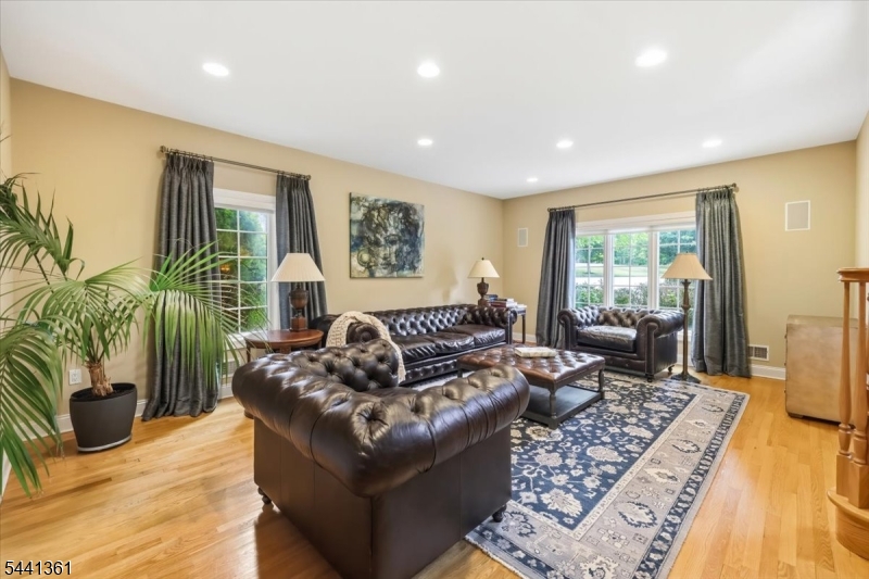 Dey Hill - Residential