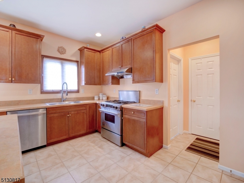 HIUNTERS RIDGE - Residential