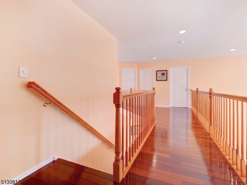 HIUNTERS RIDGE - Residential