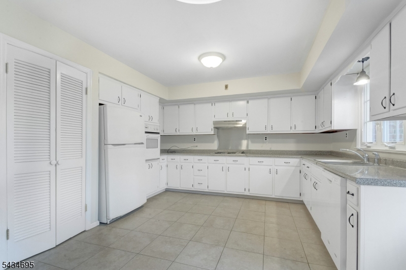 in town - Residential Lease