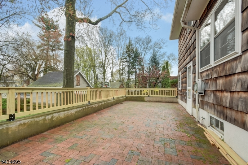 in town - Residential Lease