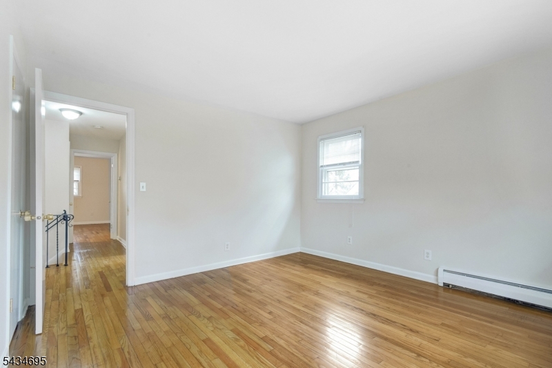 in town - Residential Lease