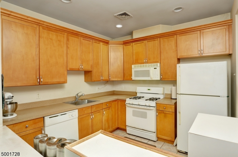 glenmont - Residential Lease