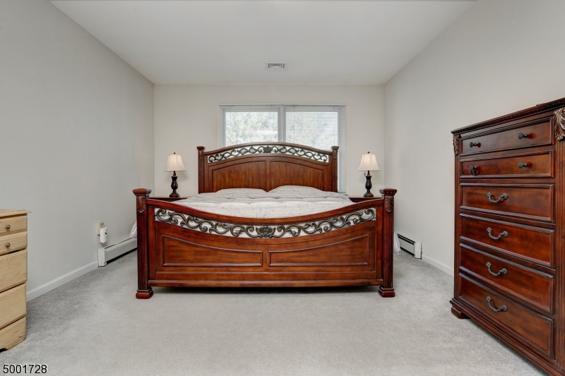 glenmont - Residential Lease