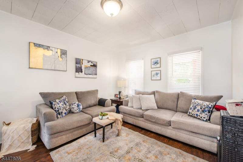 Silver Lake - Residential