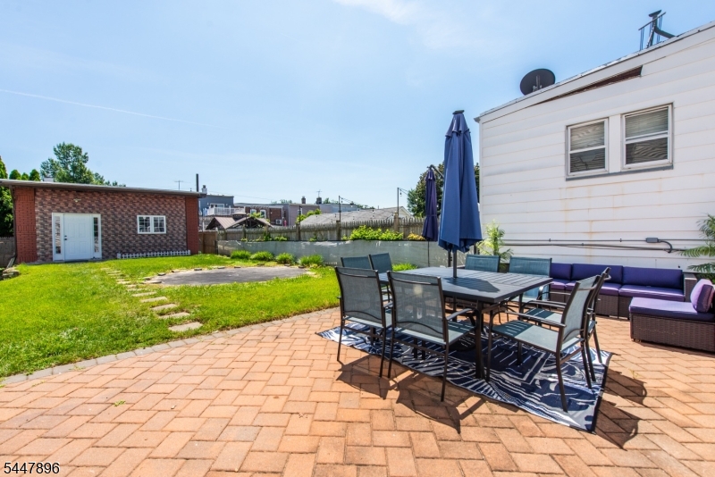Silver Lake - Residential