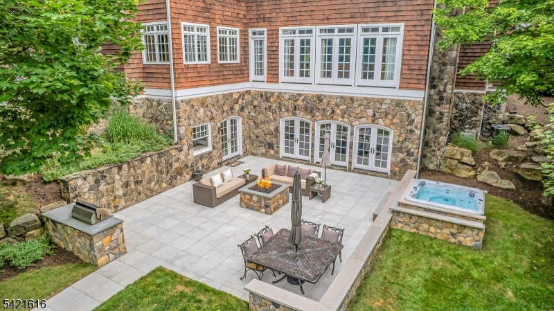 Hawk Hill - Residential