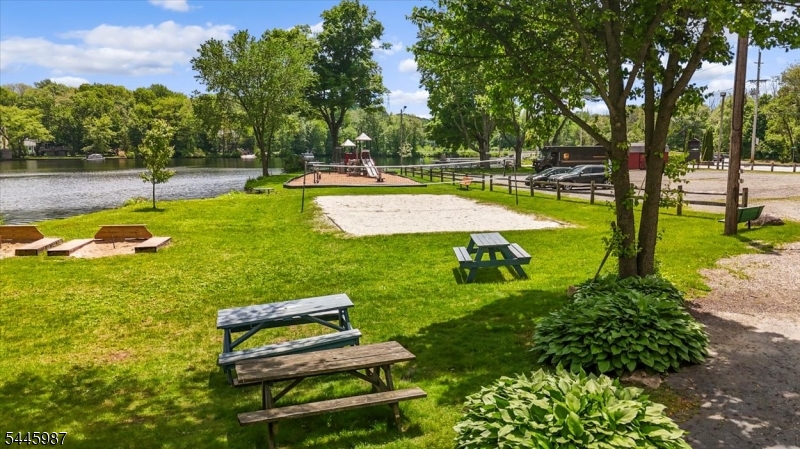 Lake Shawnee - Residential