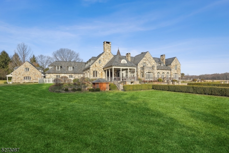 New Vernon - Residential