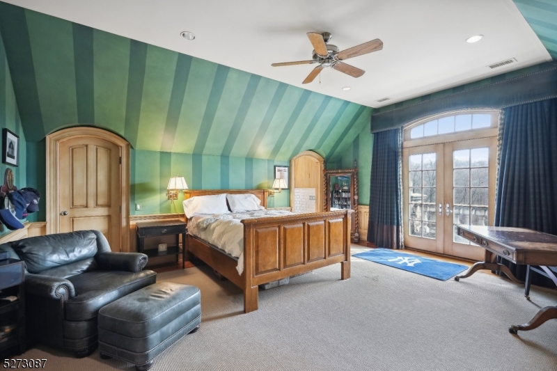 New Vernon - Residential