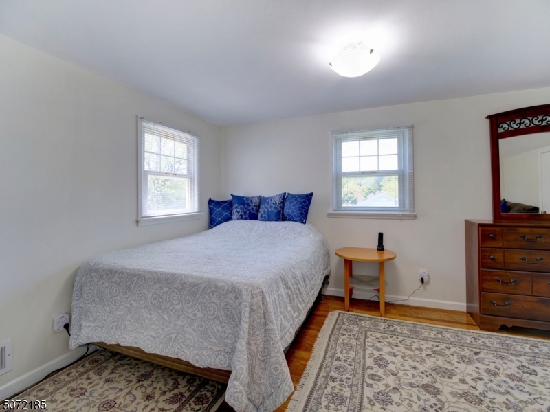 HEDDEN PARK - Residential