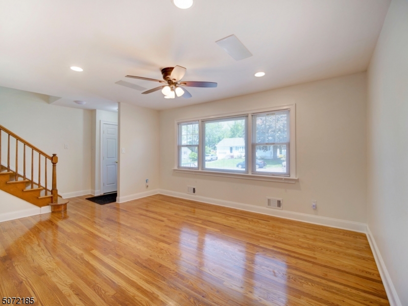HEDDEN PARK - Residential