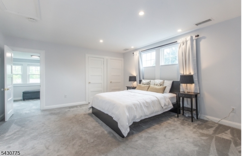 Watchung Station / Watchung - Residential Lease