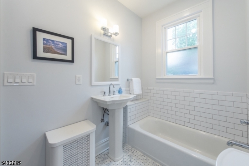Watchung Station / Watchung - Residential Lease