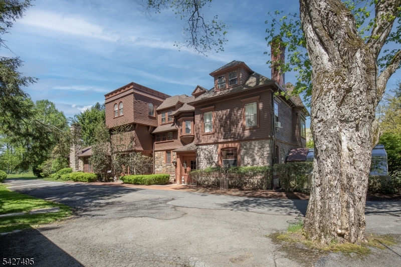 Bernardsville Mountain - Residential