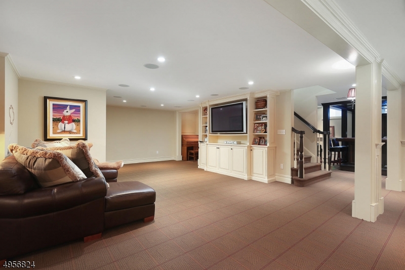 Sycamore Cul-De-Sac - Residential