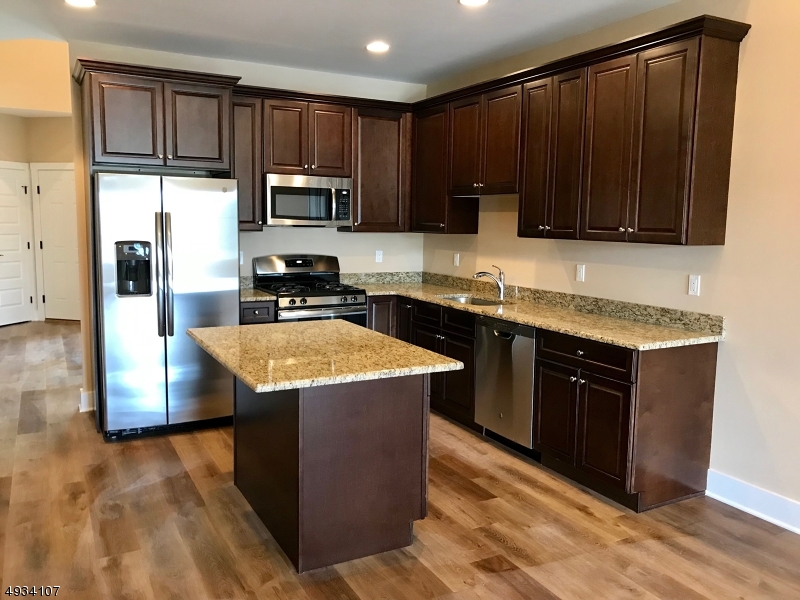 Clove Hill Manor - Residential