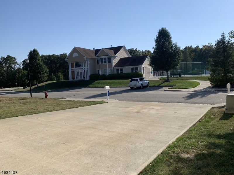 Clove Hill Manor - Residential