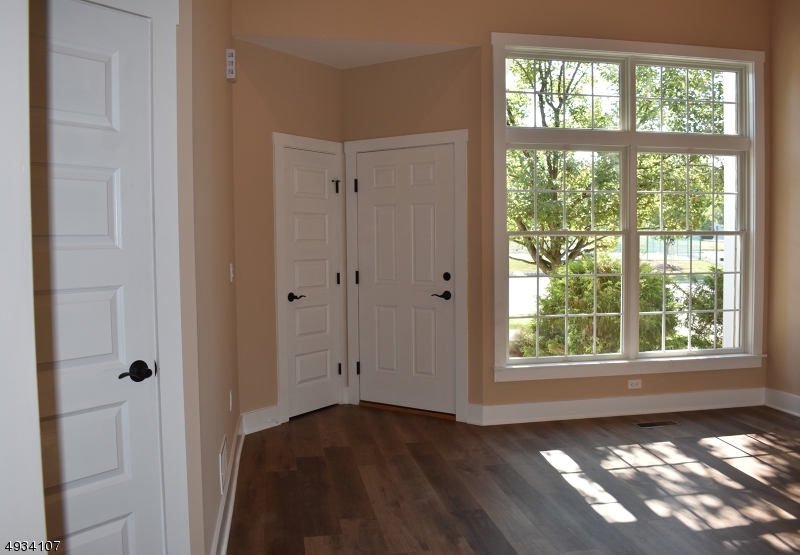 Clove Hill Manor - Residential