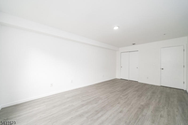 Mill Point - Residential Lease