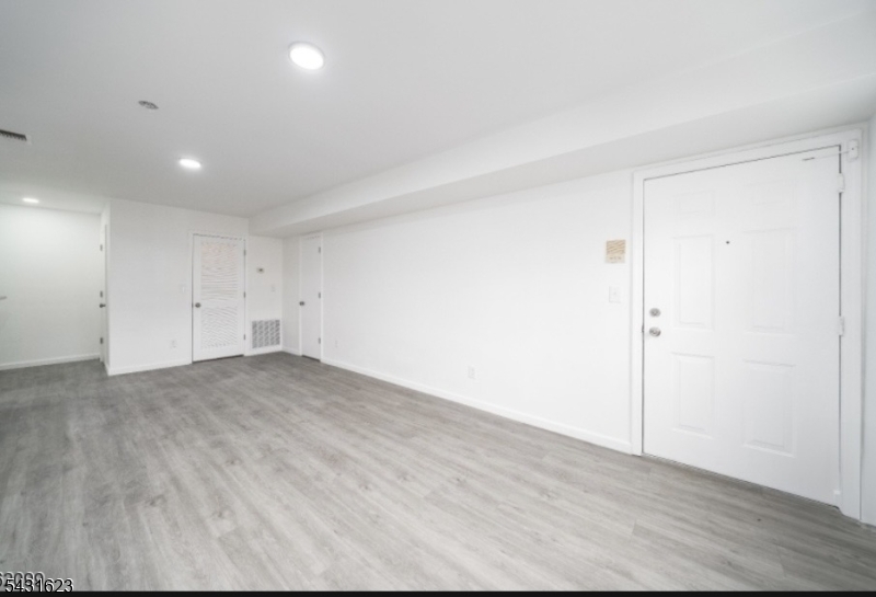 Mill Point - Residential Lease