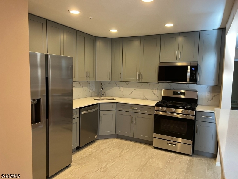 madison village - Residential