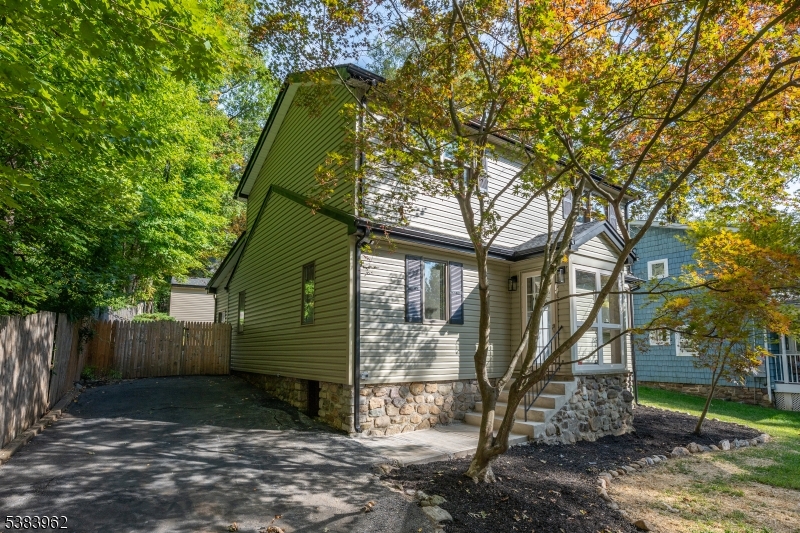 Rock Ridge - Residential