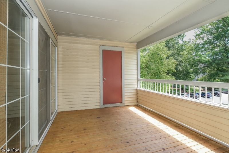 Colonnade Pointe - Residential