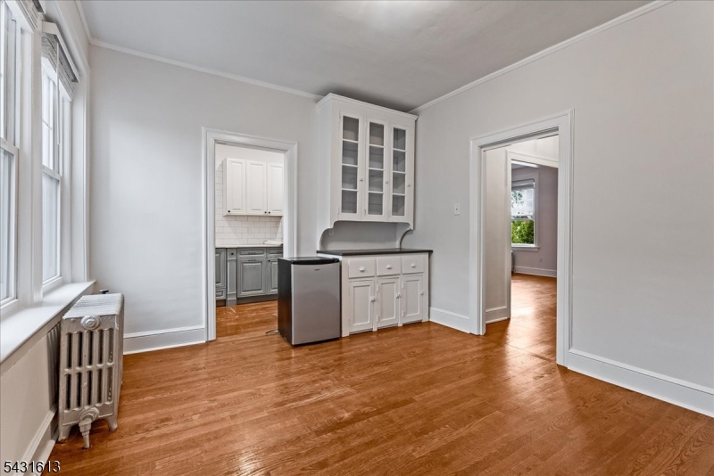 Altamont Ct - Residential