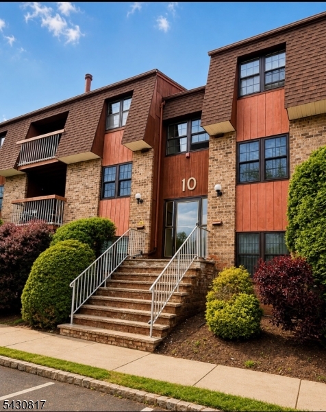 Aspen Manor - Residential