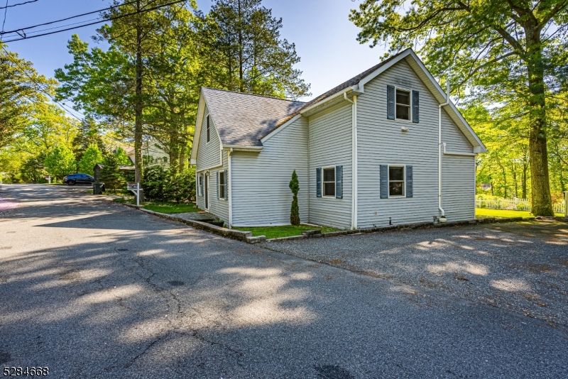 Cedar Lake - Residential Lease