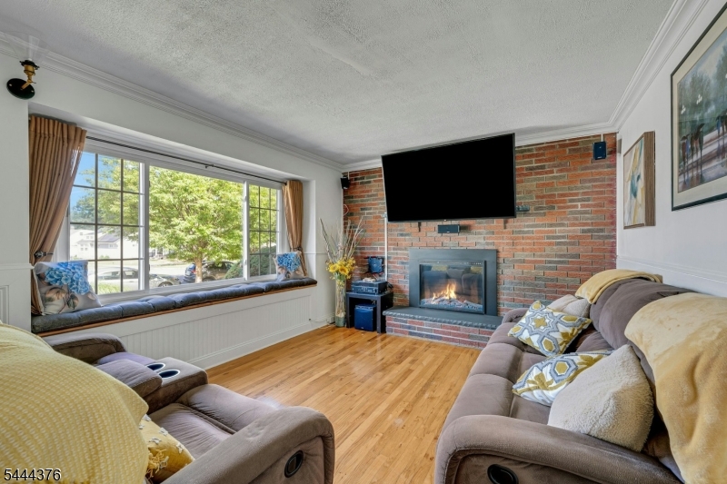 Cedar Brook - Residential
