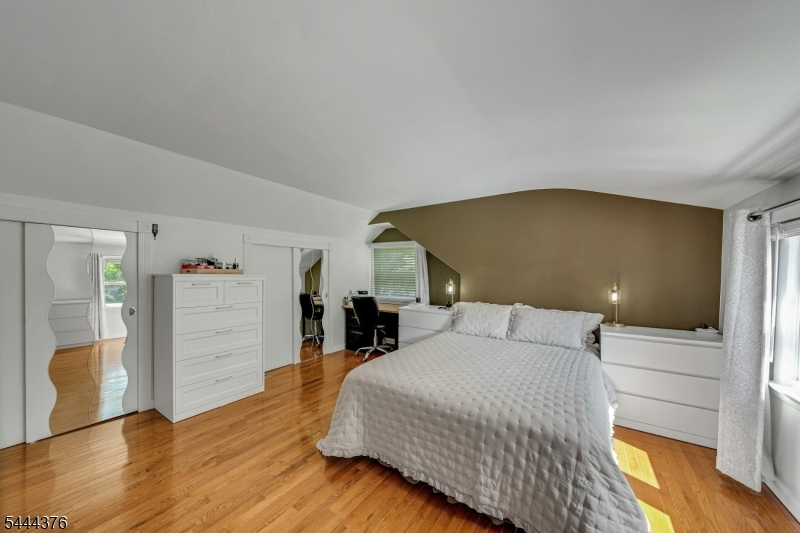 Cedar Brook - Residential