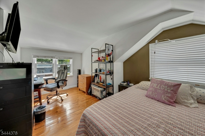 Cedar Brook - Residential