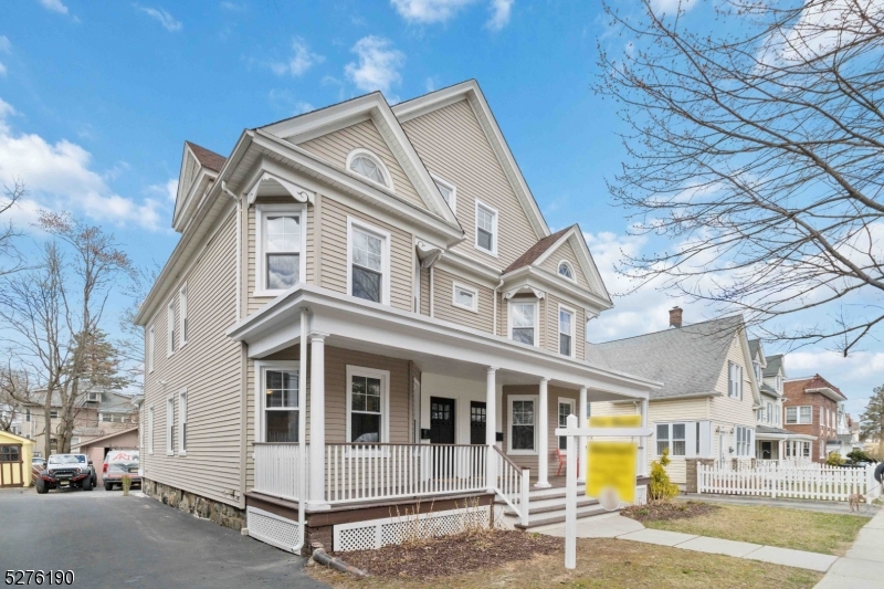 In Town Living - Residential Lease
