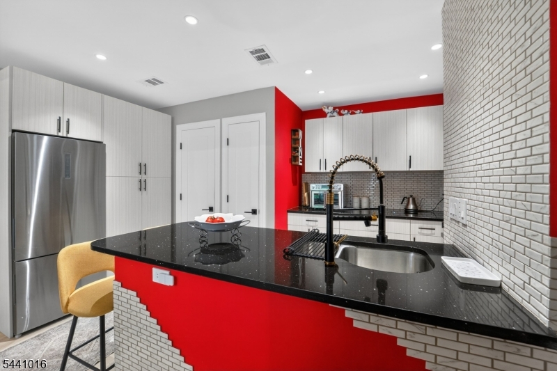 Mayfield - Residential Lease