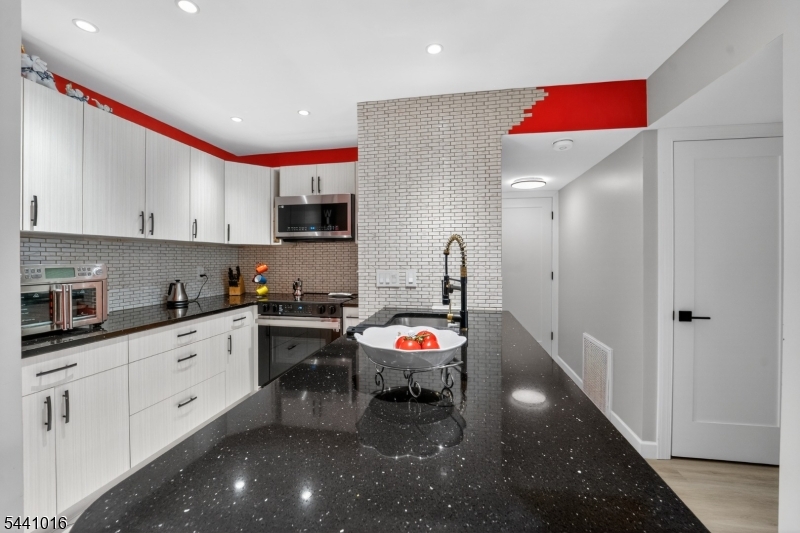 Mayfield - Residential Lease