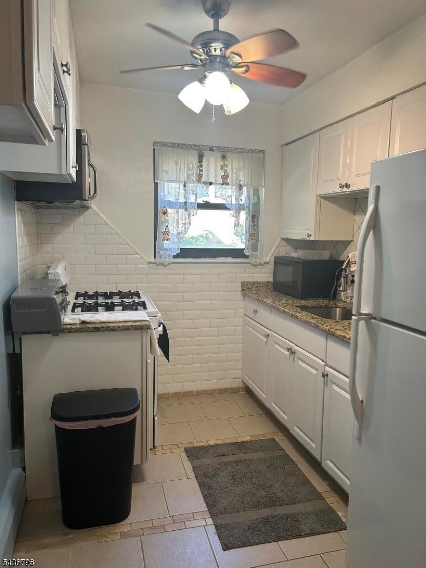 REGENCY VILLAGE - Residential