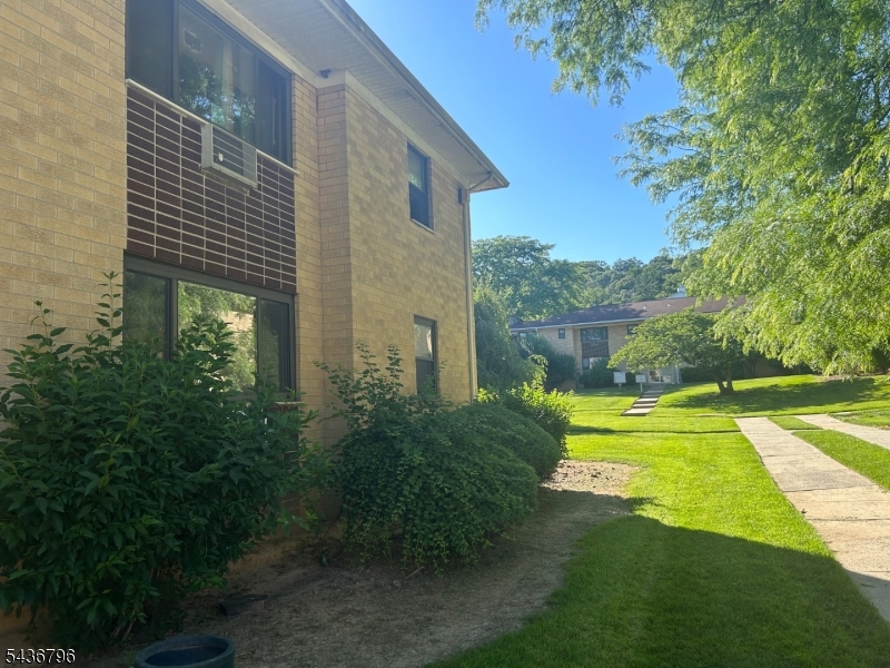 REGENCY VILLAGE - Residential