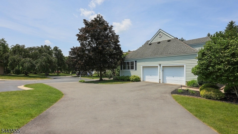 Majestic Knolls - Residential