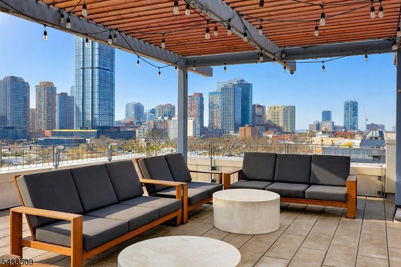 Hamilton Square - Residential