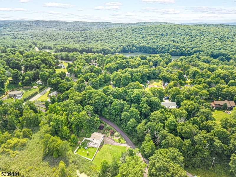 Barry Lakes - Residential