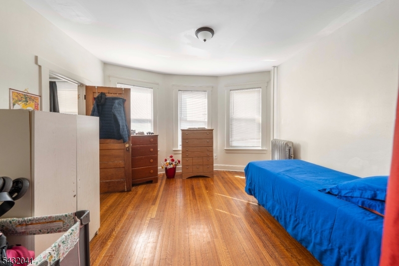 North Elizabeth - Residential Income