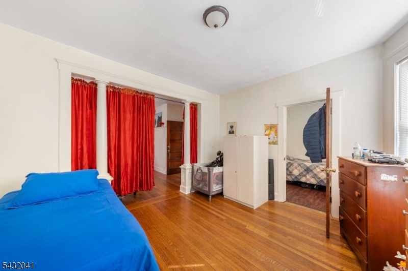 North Elizabeth - Residential Income