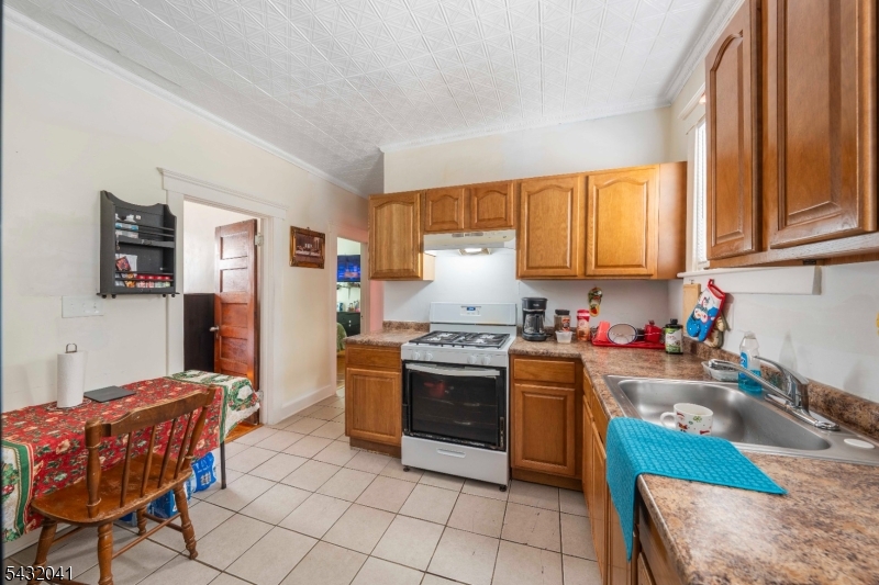 North Elizabeth - Residential Income
