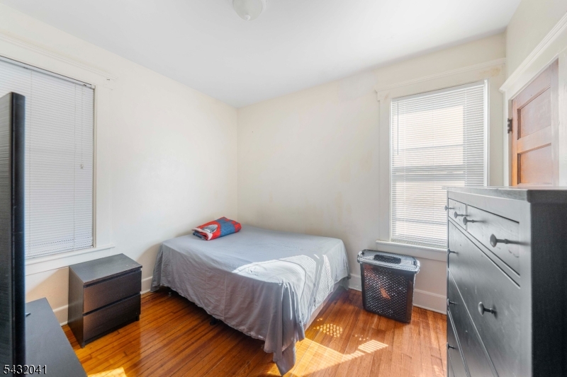 North Elizabeth - Residential Income