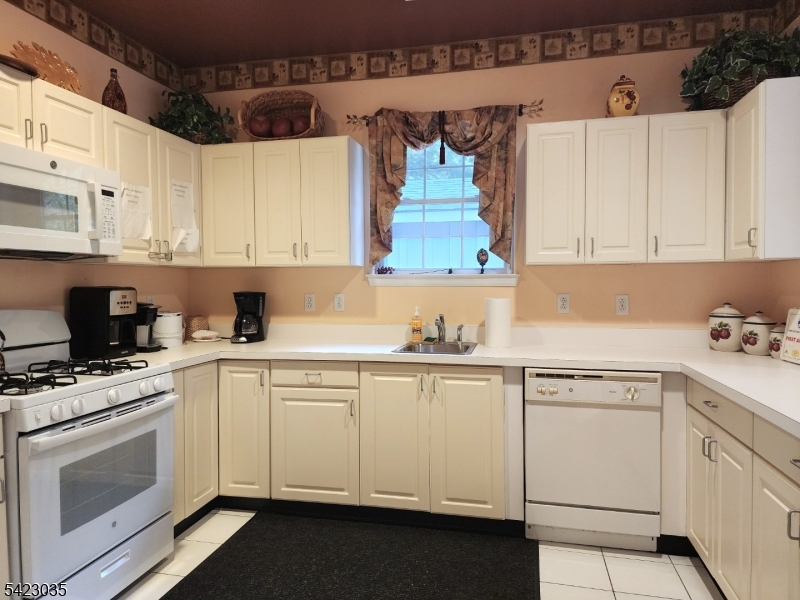 ROCK CREEK CROSSING - Residential