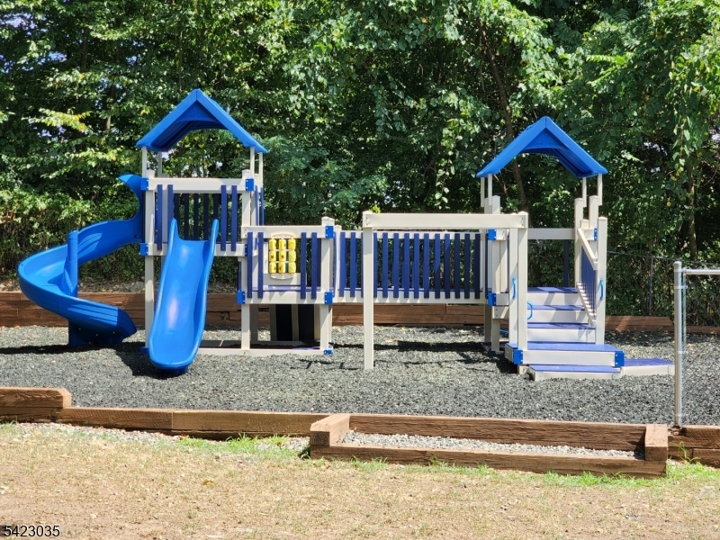 ROCK CREEK CROSSING - Residential