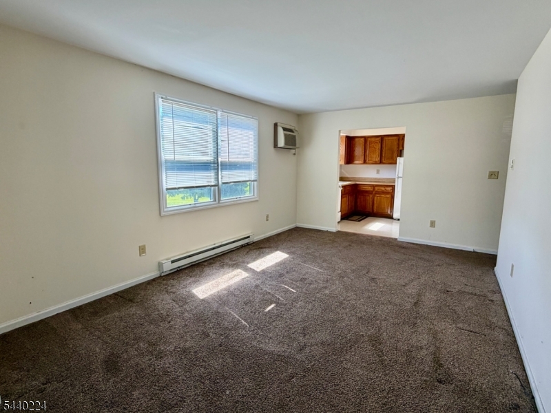 OAK RIDGE / MILTON - Residential Lease