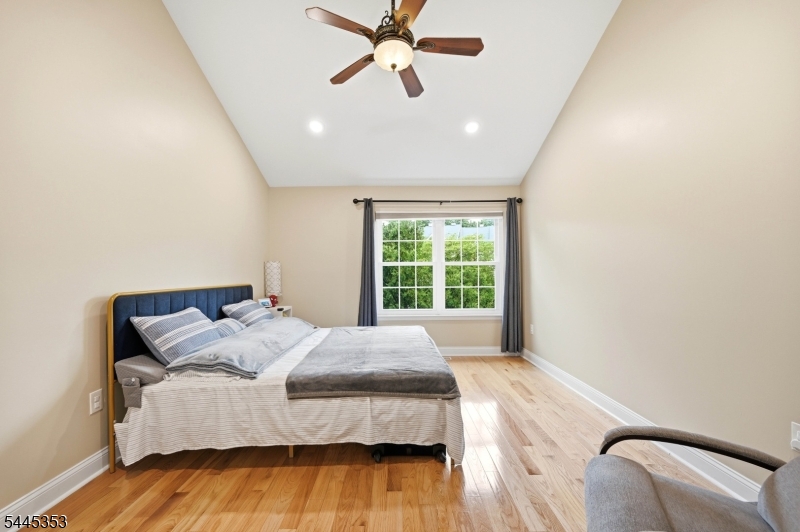 Hamilton Woods - Residential